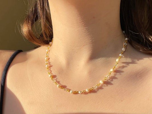 Sparkly fresh water Pearl gold chain necklace